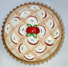 Apple Pie Keeper OGGI Corporation USA Ceramic Lattice Crust Covered  11
