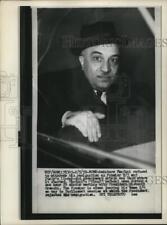 1959 Press Photo Amintore Fanfari Leaving Home for Parliament Session, Rome picture