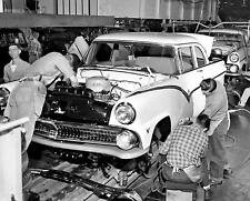 1955 FORD ASSEMBLY LINE Photo  (204-X) picture