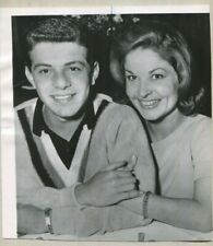 Frankie Avalon, Kay Deibel Plan To Marry In June 1963    VG press photo P1H picture