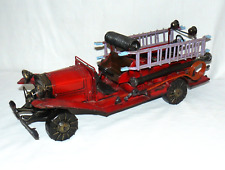 Old Fashioned Red Fire Engine 18