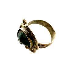 Vintage moroccan berber ring golden with green stone antique picture