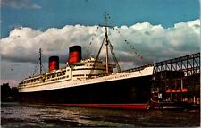 Queen Elizabeth 1968 Leaves NY Harbor Ship Chrome Postcard Ocean Liner Unposted  picture