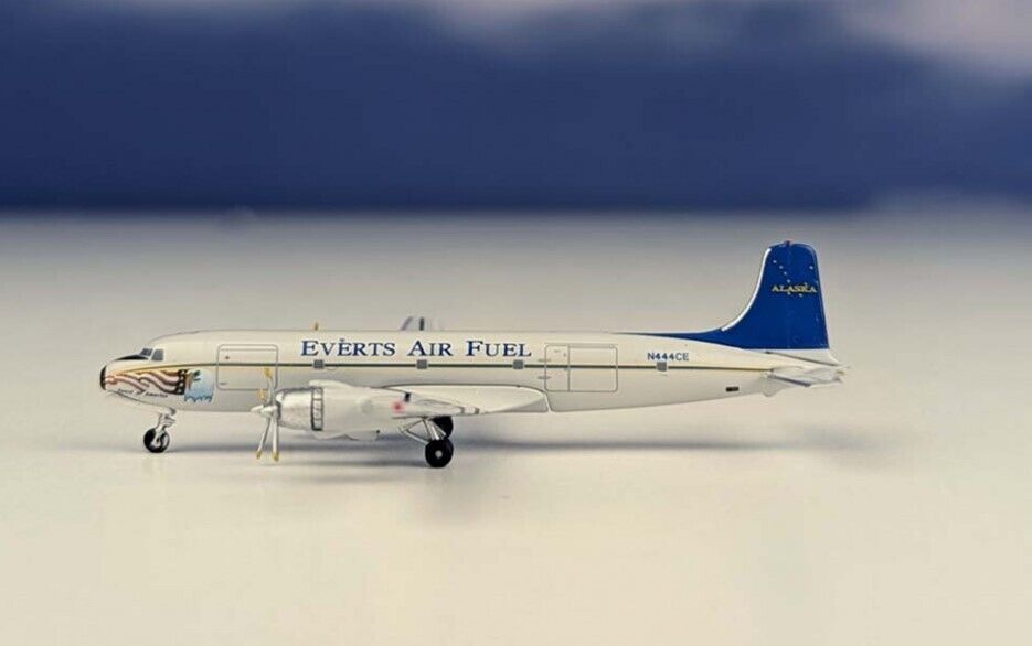 Aeroclassics AC411283 Everts Air Fuel Douglas DC-6 N444CE Diecast 1/400 Model