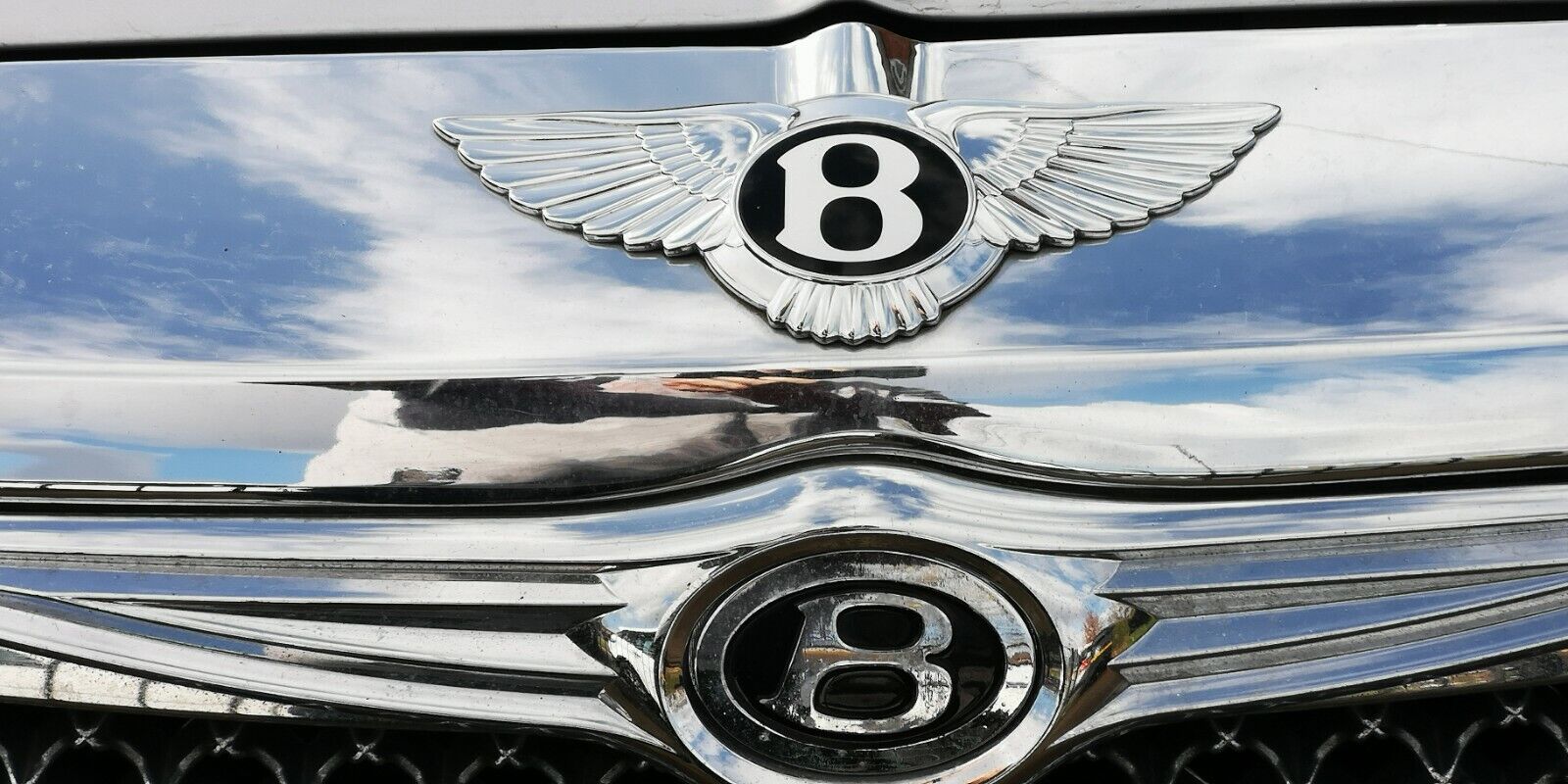 CHRYSLER 300C Bentley B CHROME metal/enamel BOOT BADGE only2005  2010SOME GRILLS