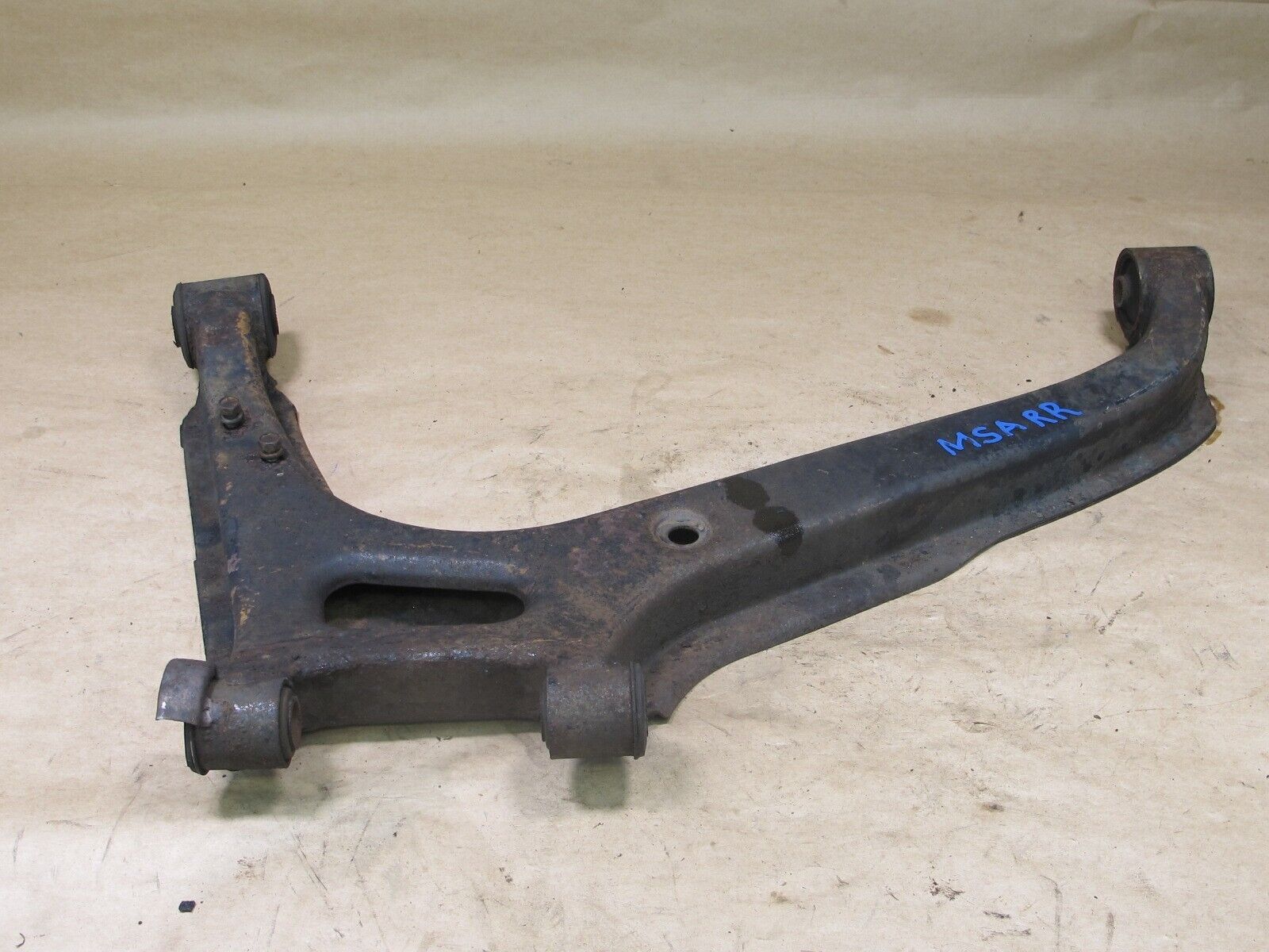 🥇84-89 MITSUBISHI STARION CONQUEST REAR RIGHT LOWER CONTROL ARM OEM