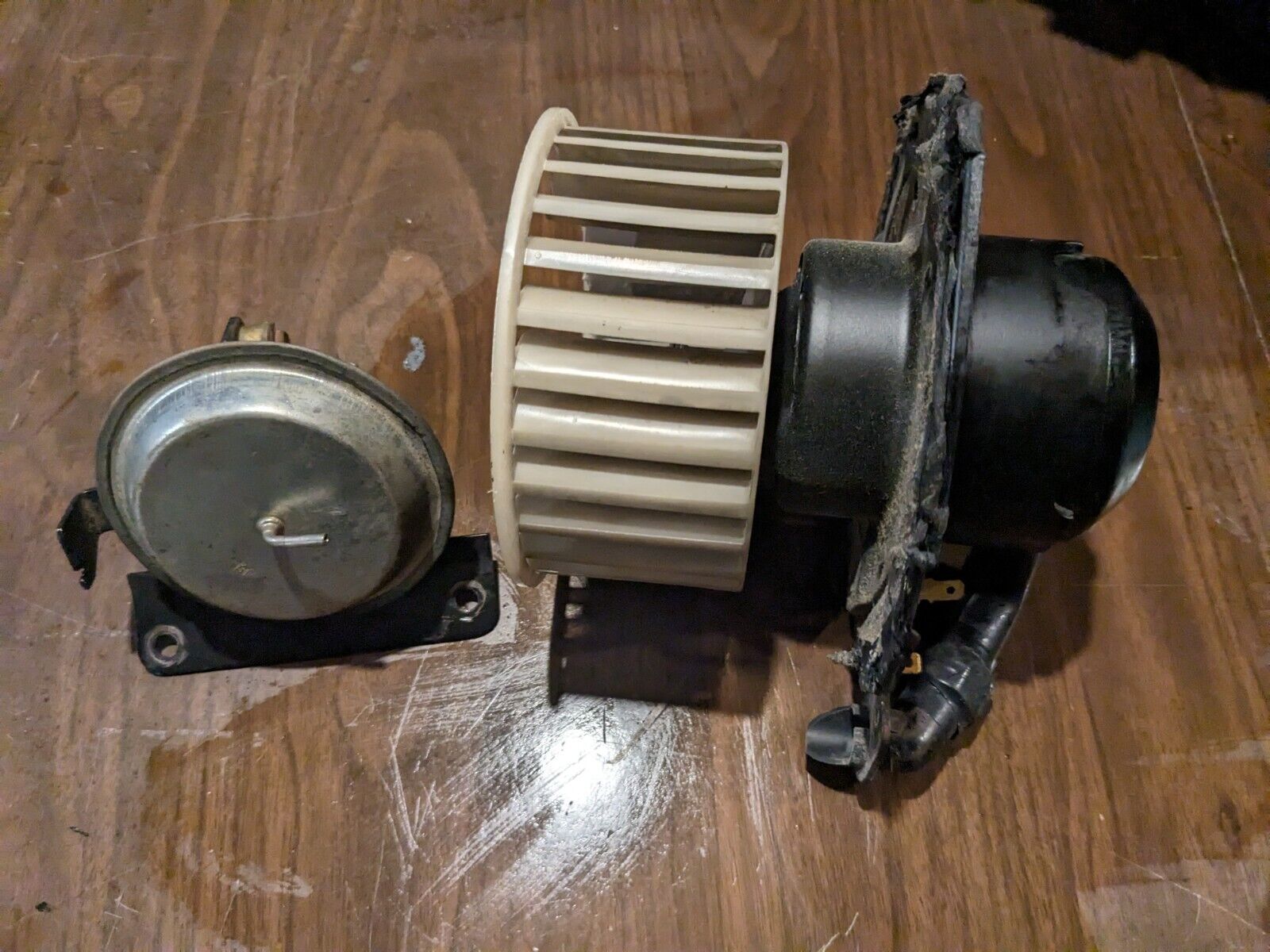 1970-81 Trans Am Blower Motor , Kick Panel Diaphragm Actuator