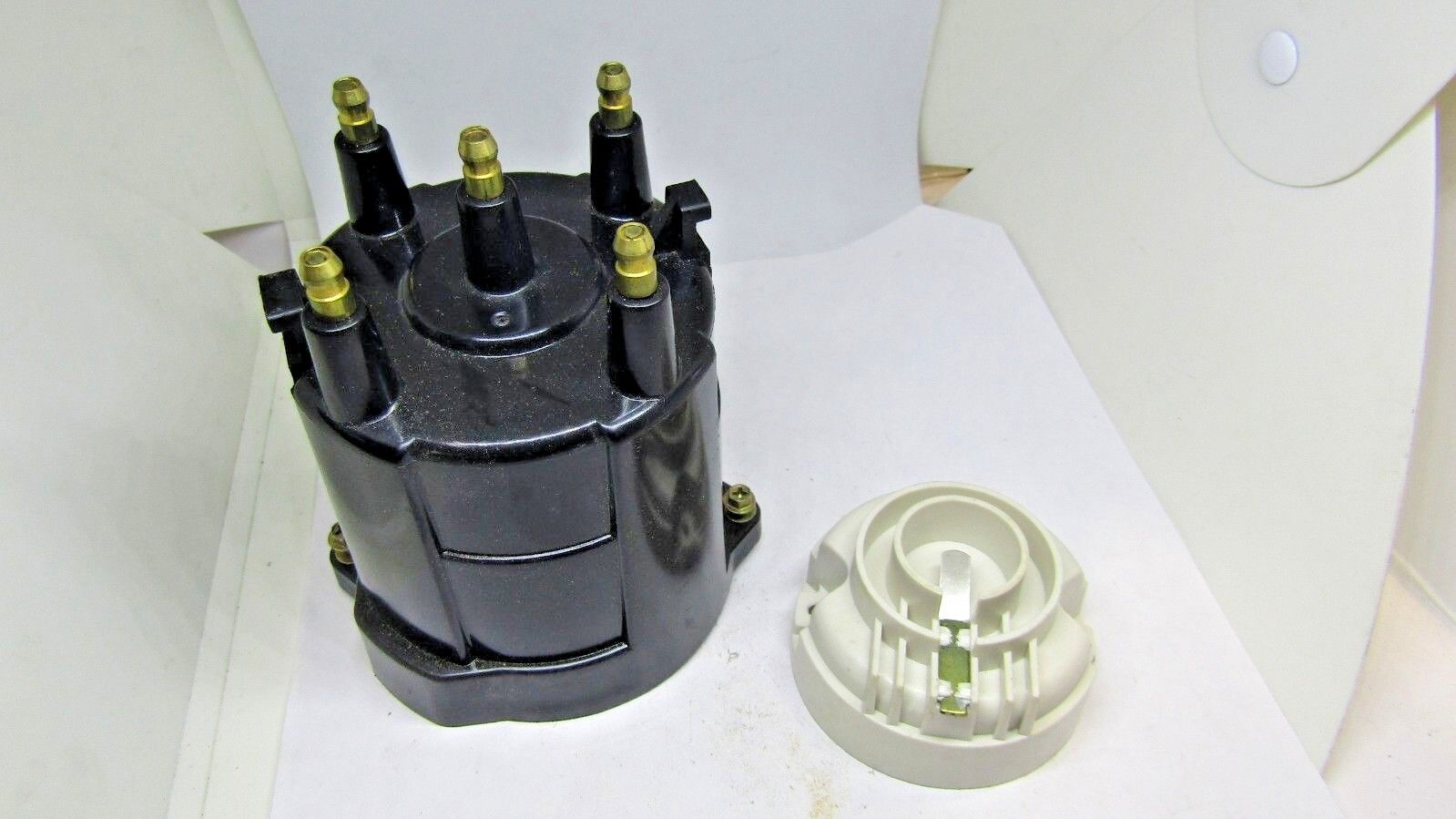 Distributor Cap and Rotor Kit Wells DR2013