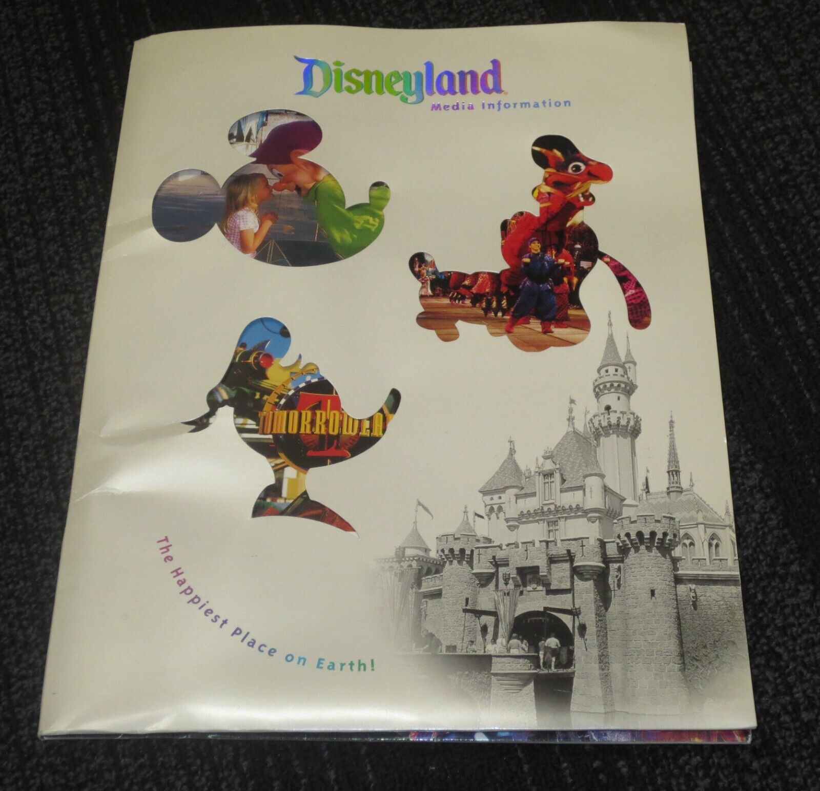 ☆ RARE 1998 / 1999 Disney DISNEYLAND Media Press Kit - Photos, Releases COMPLETE