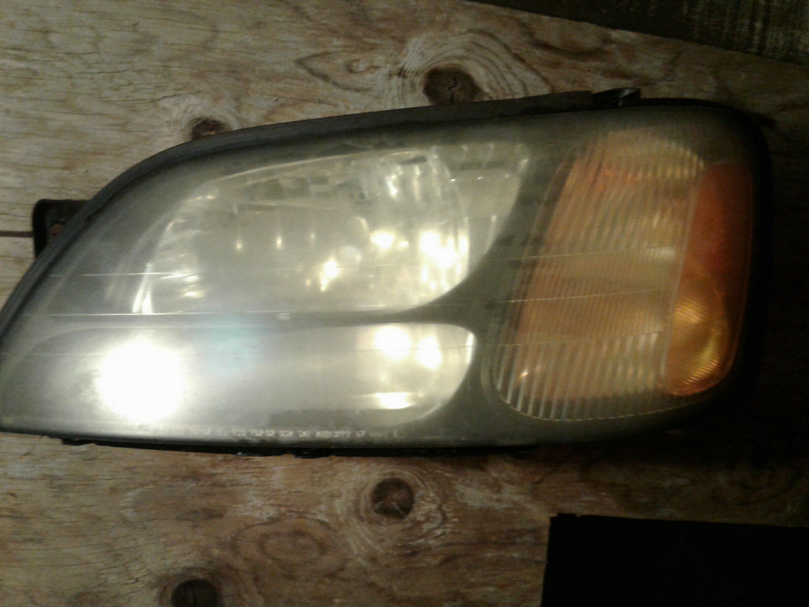 Headlamp Assembly LF Driver-Side Subaru Legacy (foggy lens): All bulbs included