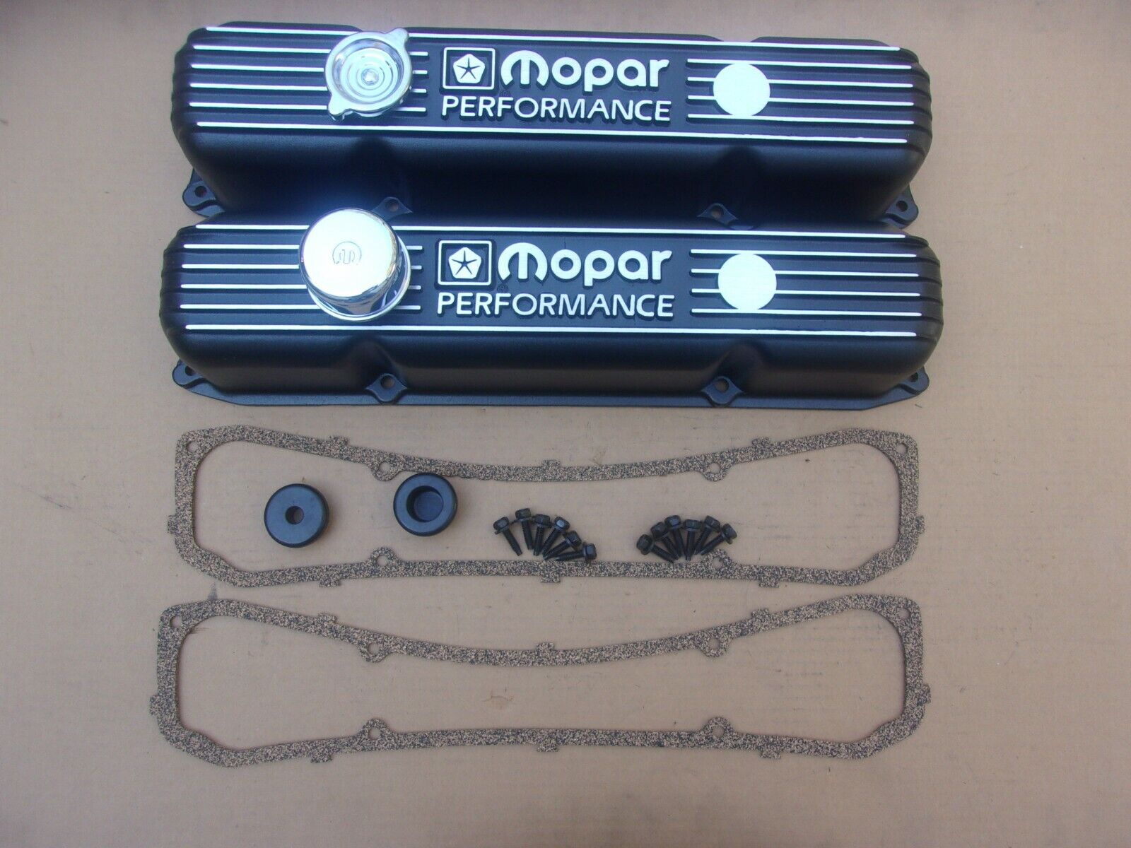 NEW Mopar 361 383 400 413 440 Big Block Cast Aluminum Valve Cover Complete Kit