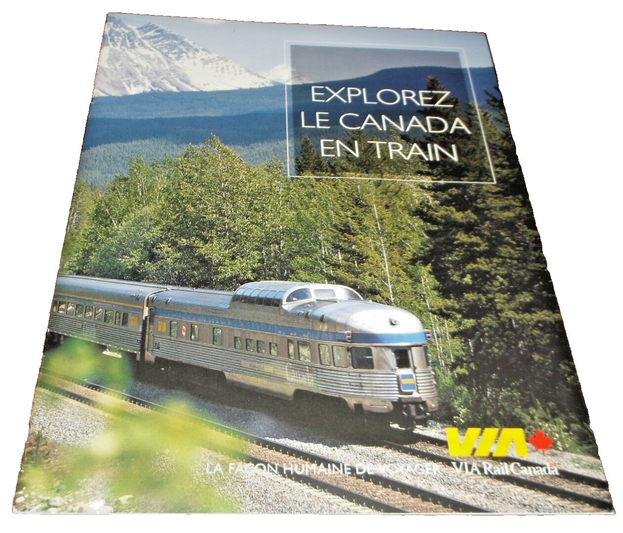 NOVEMBER 2012 VIA RAIL CANADA EXPLORE CANADA BY TRAIN BROCHURE FRENCH EDITION 