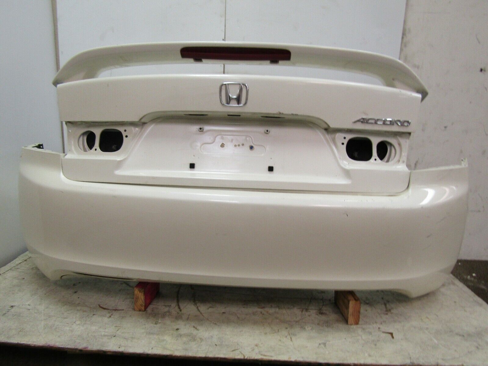 2004-2008 Acura TSX rear bumper and trunk 