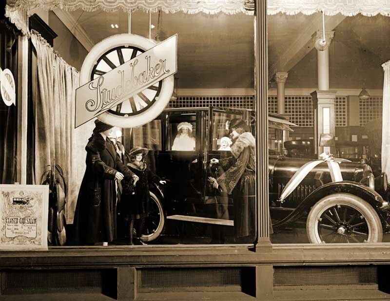 1922 Studebaker Dealership Window Vintage Old Photo 8.5\