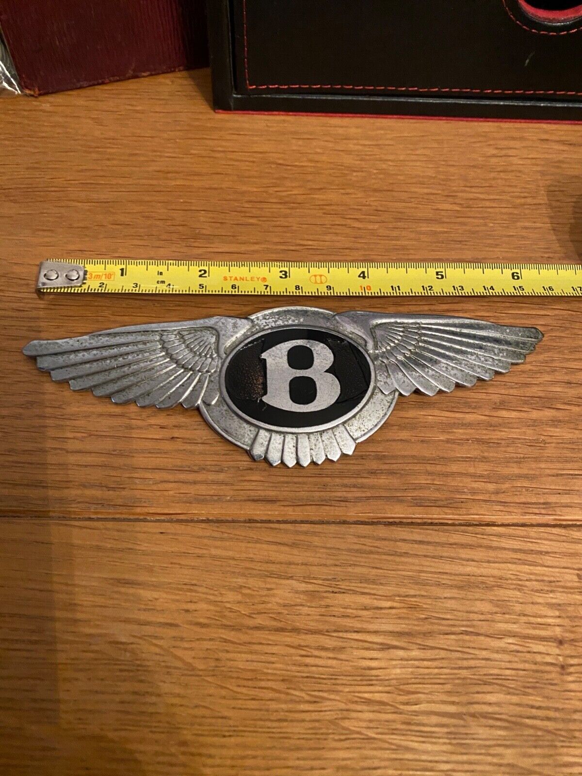 Bentley car emblem F.B.
