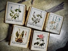 Vintage English Bath Cubes Lot 5 Floral Gold Foil Wrapped Made in England Unused picture