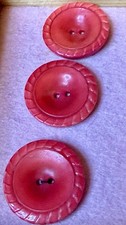 3 Vintage Red Bakelite Buttons 1