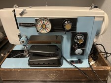 Dressmaker 600-E Electric Sewing Machine Turns On/motor Runs  (need Service) picture