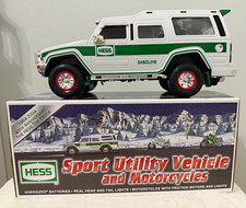 2004 Hess 40th Anniversary Sport Utility Vehicle & Motorcycles Toy Set in Box⁠ picture