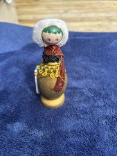 Vintage it’s a small world ESKIMO NORTH AMERICA Disneyland Souvenir Kokeshi Doll picture