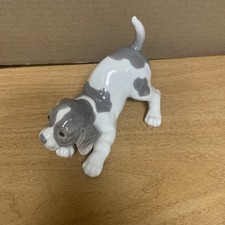 Lladro #1070 Playful Puppy Beagle Dog, Porcelain Figurine 4.25” x 6”  picture