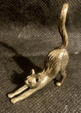 Stretching Cat 1 3/8