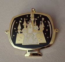 2019 LE D23 Gold Member Fan-Tastic Milestones Pin- Disneyland Television Series picture