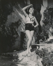 BEAUTIFUL IDA LUPINO 8X10 Photo picture