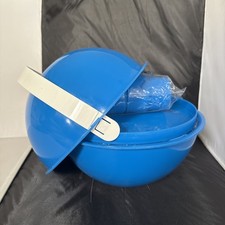 Vintage 1970s Ingrid Chicago Party Ball 27 Pc Picnic Set Cobalt Blue MCM New picture