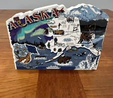 Retired 2001 Cat's Meow Village Wood Shelf Sitter ALASKA STATE MAP  #RA651 picture