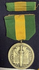 ANTIQUE US MILITARY SPANISH WAR SERVICE MEDAL NO NUMBER ON THE RIM picture