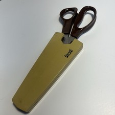 VINTAGE WILKINSON SWORD SELF SHARPENING SCISSORS AND CASE ONE OWNER QUALITY Rare picture