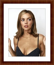 Samara Weaving 8.5 x 11 Candid Color Unframed Photograph Collectable Art Print picture