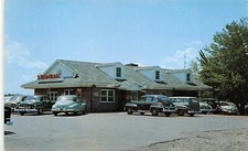 Newington, Conn. PC c. 1950, Walton Farms Restaurant, Berlin Turnpike, Pub. Koch picture