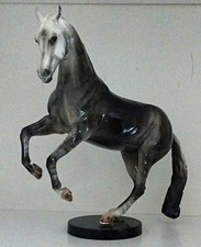Breyer BreyerFest 2017 Indu on Valergo mold picture
