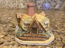 David Winter Cottage-- The Captain's Cabin-- FDW 22-- 2005 picture