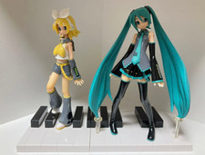 VOCALOID Hatsune Miku Kagamine Rin Extra Figure Set Collectible Sega Anime picture
