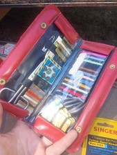 VINTAGE 1960s TRAVEL SEWING KIT FAUX NEEDLEPOINT VINYL FOLD OVER 2 SNAP CASE picture