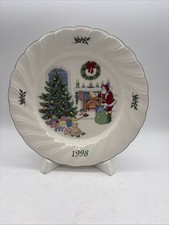 Nikko Happy Holidays 1998 Plate Chestnuts Roasting on Open Fire Holiday Spirt picture