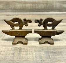 Rare Pair Vintage Cast Iron Miniature Jewelers Anvils~Ram Bookends Paperweights picture