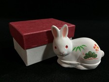 V0261 / Vintage Japanese Ceramic Rabbit Kogo Incense Burner Trinket Box Zodiac picture