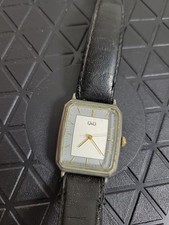 Citizen Q&Q Analog Quartz Men Voken Vintage 854170177 picture