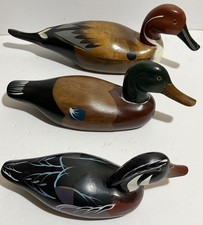 Vintage Hand Painted Wooden Duck Decoy Rustic Countryside Hunting Cabincore picture