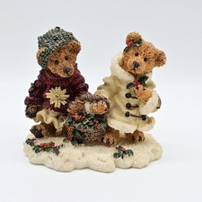 Vintage 1994 Boyds Bears & Friends Gathering Holly Figurine picture