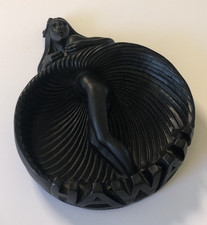 Vintage 1974 Hula Girl Black Ashtray Tiki Style HIP Original Made In Hawaii picture