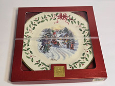 Lenox 2001 Christmas Santa Holiday Parade Plate New in Box picture