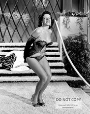 11X14 PUBLICITY PHOTO - JANE RUSSELL IN 