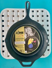 Lodge Seasoned Cast Iron Dolly Parton 10.25