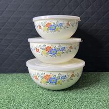 Vintage Kobe Kitchen Floral Enamelware Nesting Bowls Set of 3 Mint Condition picture