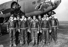 Crew of the Boeing B-17 Fortress Man-O-War 13x19 World War II WWII Photo 34 picture